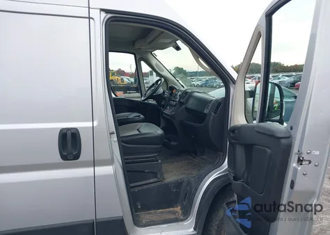 2021 Ram Promaster 2500 High Roof 159 Wb из США, поврежденный, VIN 3C6ERVDG0ME500471